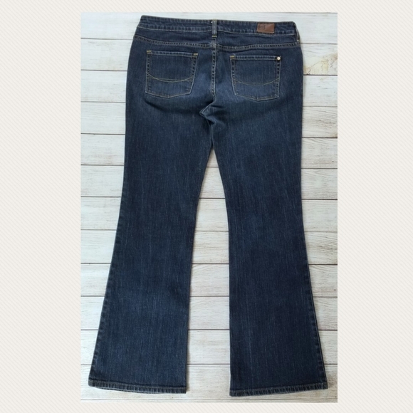 Sz 11 Bullhead Denim Dark Wash Flared Leg Jeans - Picture 2 of 9